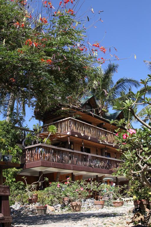 Bamboo House Beach Lodge & Restaurant Puerto Galera Exteriér fotografie